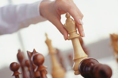 Banquier d'investissement défini, avec des exemples et des compétences requises