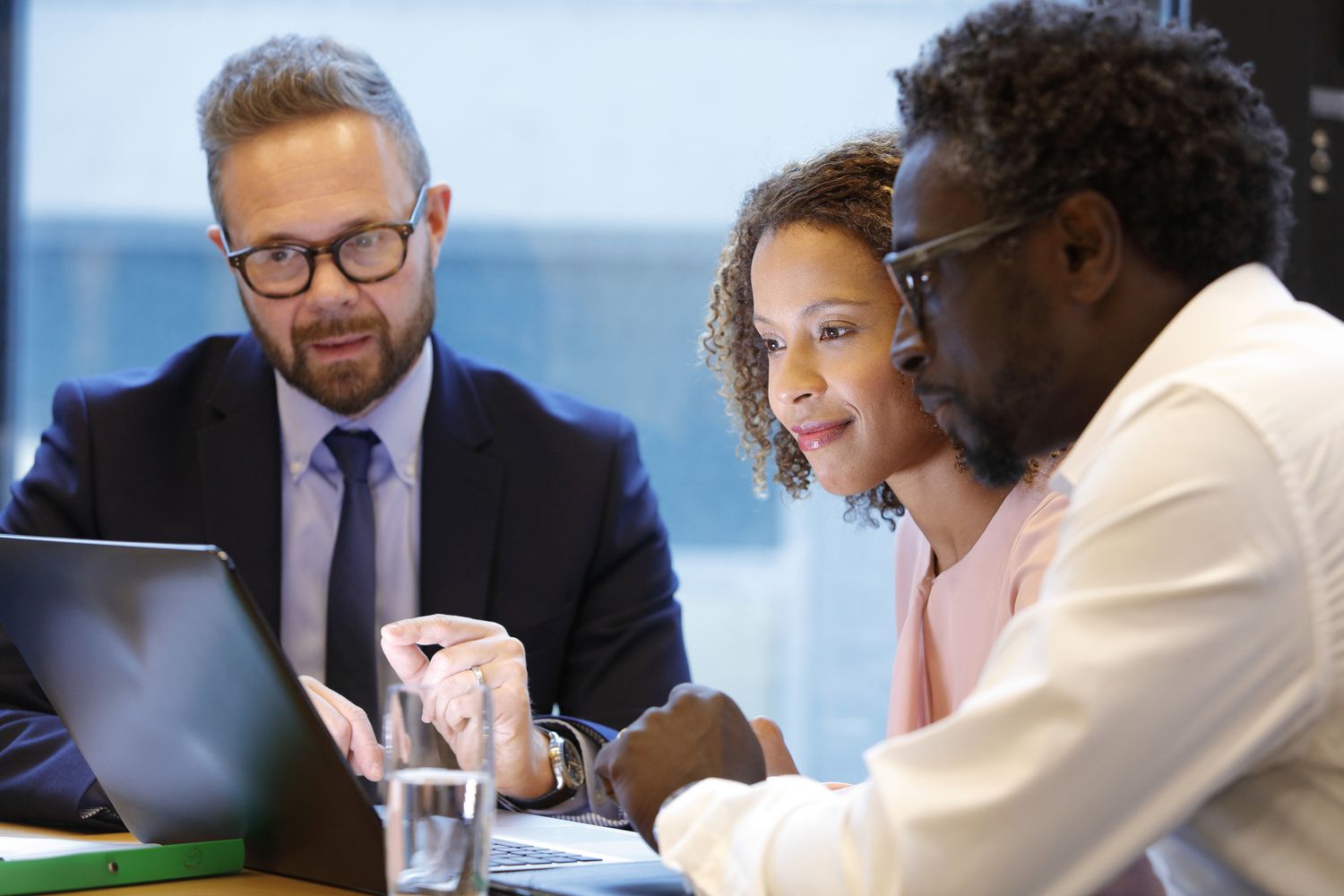 Comment trouver un conseiller financier ou un planificateur BIPOC