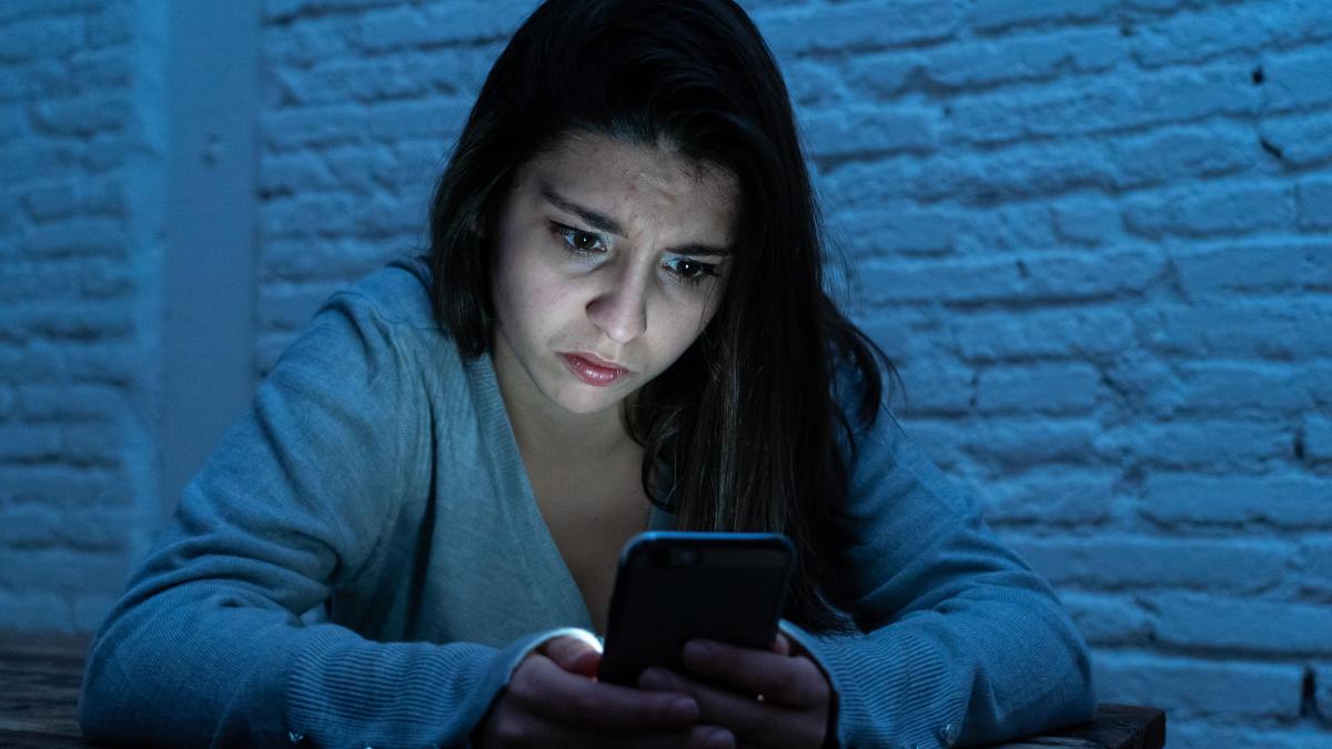 16% des adolescents ont une relation compliquée et négative avec les réseaux sociaux