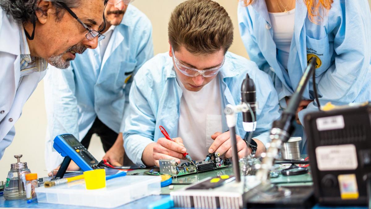 L’emploi des diplômés de l’EFP va croître dans tous les secteurs d’ici 2035