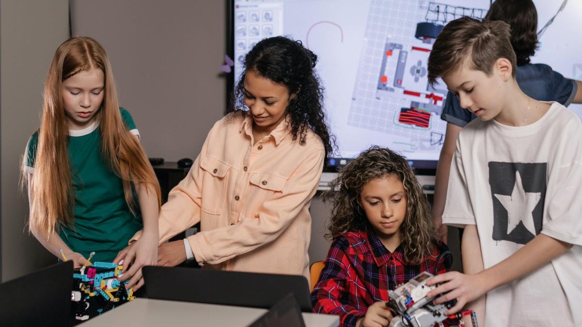 L'intelligence artificielle deviendra une aide pour les enseignants