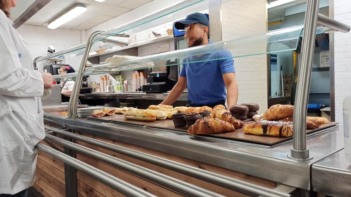 Prix ​​abusifs dans les cafétérias des hôpitaux publics : « Chaque centre fixe les critères qu'il souhaite »