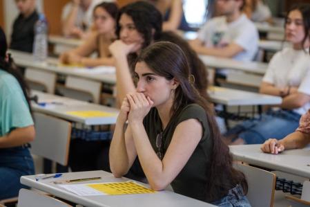 14062022 Université Tarragone Rovira I Virgili, Début des examens de sélectivité : PAU