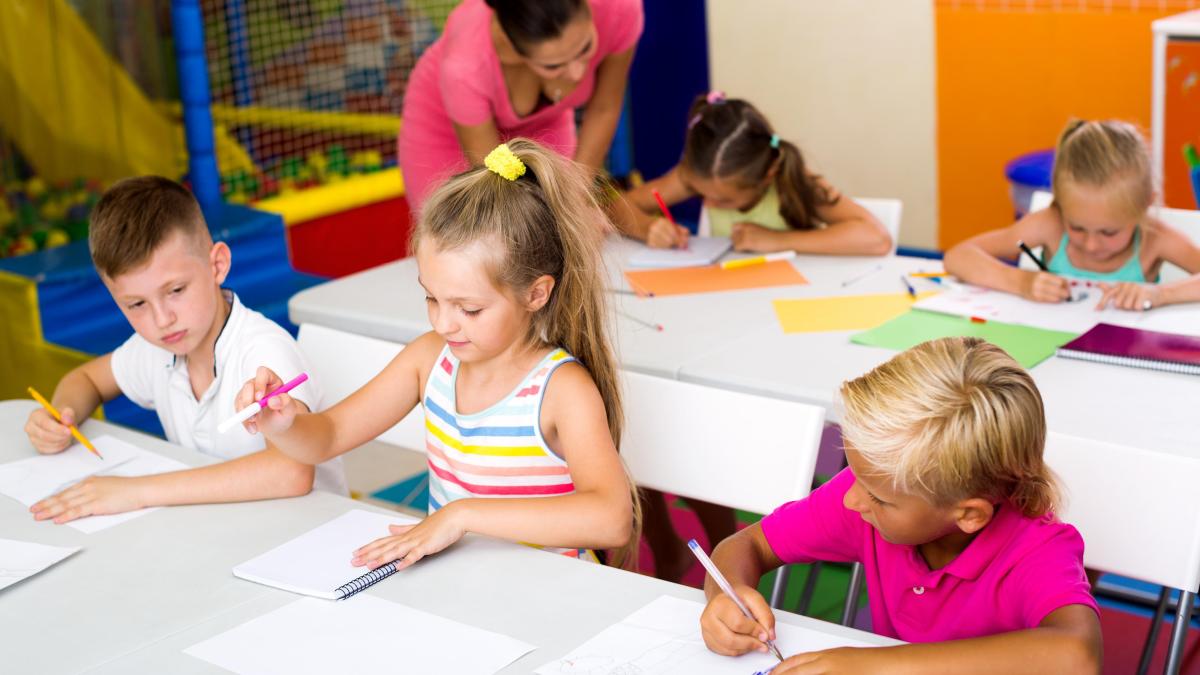 Les meilleures activités périscolaires pour les enfants jusqu'à 14 ans : Que dois-je inscrire mon enfant à ce cours ?
