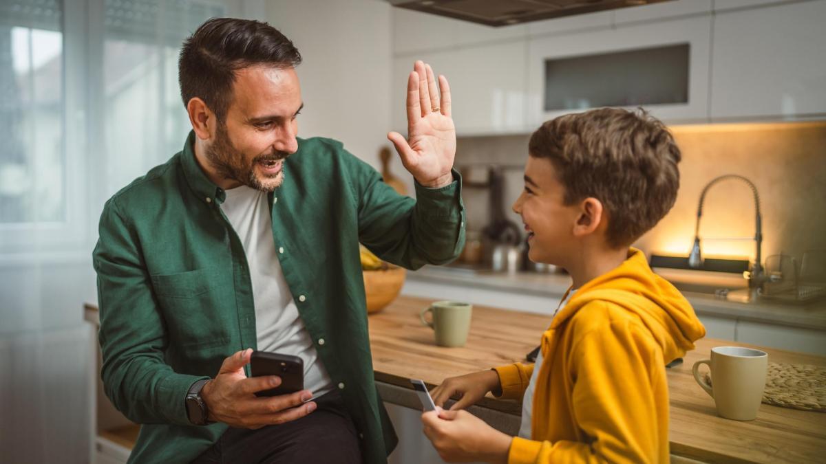 5 façons d'utiliser Facebook pour toucher les familles depuis l'école