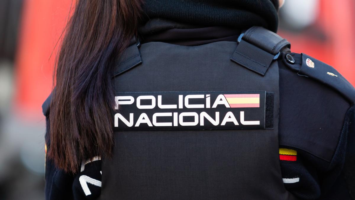 Le gouvernement cherche la police nationale bilingue: voulez-vous savoir quels certificats exigent-ils?