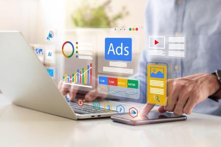 Planifier et concevoir des publicités pour atteindre un public.