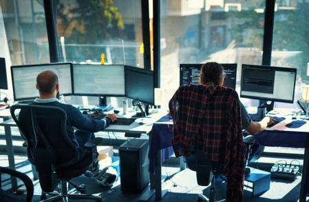Opposition de l'administration des techniciens informatiques auxiliaire