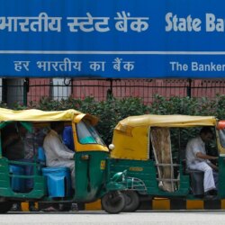Alerte clients SBI : 4 retraits d&rsquo;espèces gratuits à partir du 1er octobre, mais le 5 vous coûtera autant