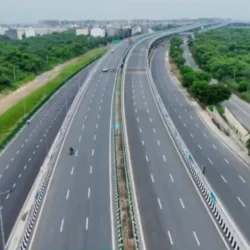 Les prix de l&rsquo;immobilier sur l&rsquo;autoroute Dwarka ont doublé en 7 ans : comment l&rsquo;infrastructure a transformé le corridor de la RCN en un créateur de richesse