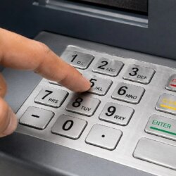 Les distributeurs automatiques pourraient bientôt émettre des cartes RuPay instantanément, réduisant ainsi les visites en succursale et les délais de livraison ; vérifier les détails