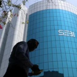 SEBI met en garde les investisseurs contre les faux conseils boursiers sur les groupes WhatsApp sur invitation uniquement